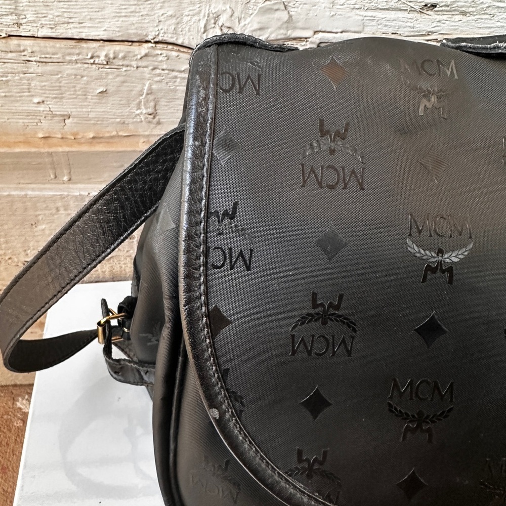 MCM Viseto 35cm Black Messenger Saddle Bag with COA. Made in Germany. - Picture 10 of 17